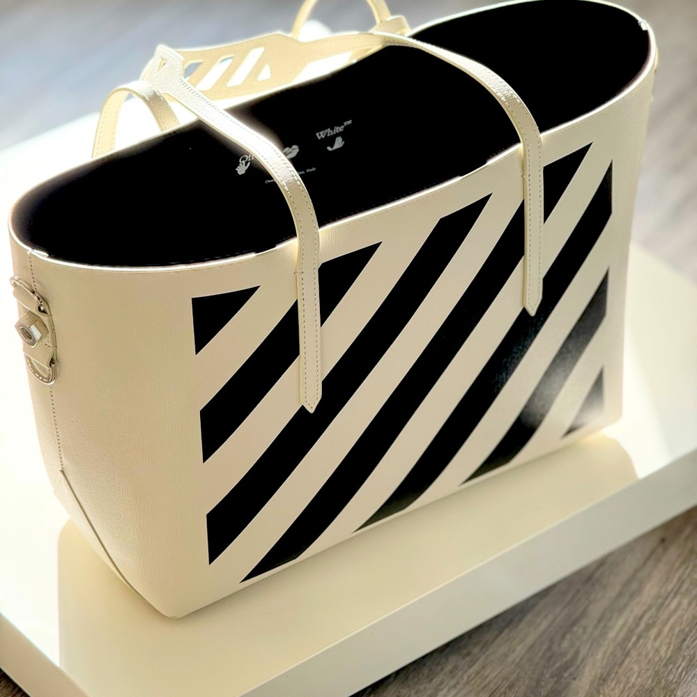 Off-white large binder tote bag